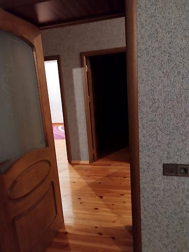 upd qesebesinde satilan evler: 3 otaqlı, 110 kv. m — 2