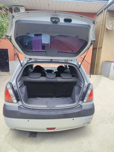 Kia: Kia Rio hatchback elimyandi 8200 son - Korpus: 5 qapılı hatchback — 9