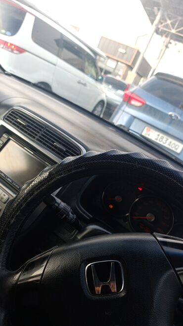 Honda: Honda Stream: 2005 г., 1.7 л, Автомат, Бензин — 9