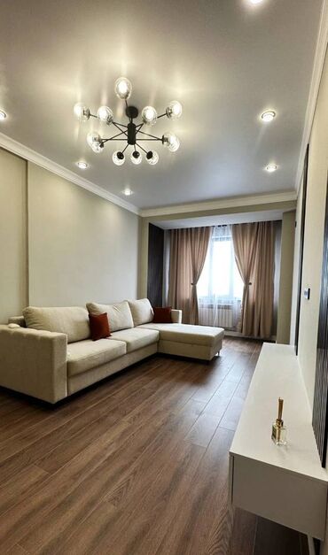 срочно продается квартира: 1 бөлмө, 50 кв. м, Элитка, 11 кабат, Евроремонт