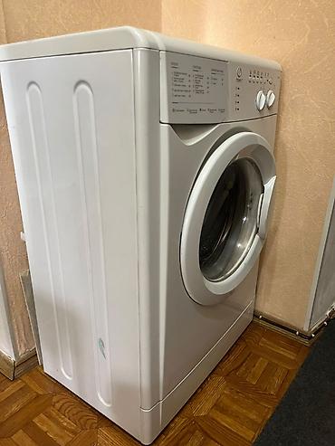 bos mini: Стиральная машина Indesit (фронтальная загрузка), модель WISL 82 — 4