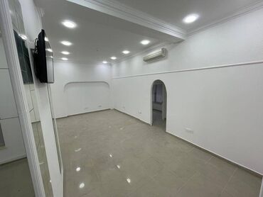 Digər kommersiya daşınmaz əmlakı: 100 kv obyekt icarəyə verilir. Gözəllik salonu, diş klinikası, hər — 14