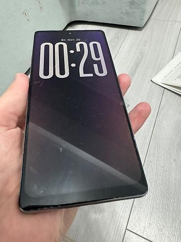 google pixel 1: Смартфон с тройной основной камерой и большим безрамочным дисплеем - — 2