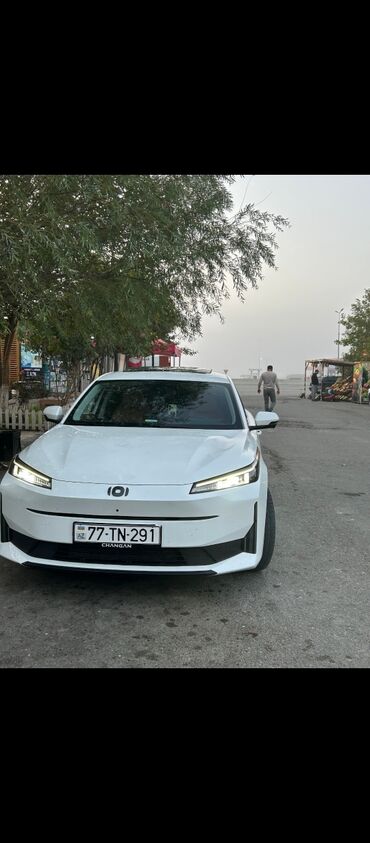 gencede surucu is elanlari: Taksi sürücüləri
