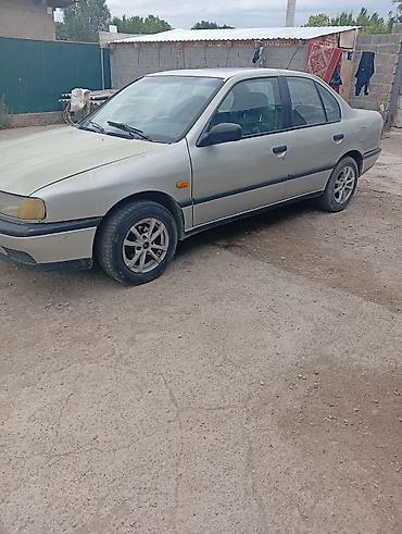 bye e5: Nissan Primera: 1993 г., 1.6 л, Механика, Бензин, Седан — 2
