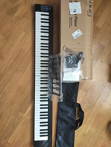 pianolar: Məhsul: Yığıla bilən rəqəmsal piano (Foldable Piano) Xüsusiyyətlər: - — 5