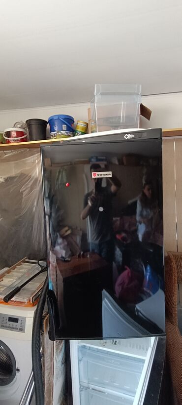 mətbəx soyuducu: İşlənmiş 2 qapılı Swizer Soyuducu Satılır, rəng - Qara