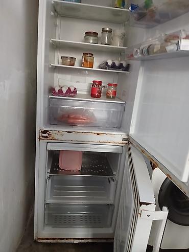 xarab kamera: Xarab 2 qapılı Beko Soyuducu Satılır, rəng - Ağ — 1