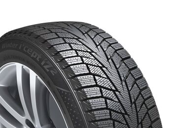 Шины: Шины 225 / 50 / R 17, Зима, Новый, Комплект, Легковые, Корея, Hankook