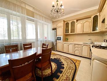 Долгосрочная аренда квартир: For rent 3 bedroom apartment is available in the Golden Square. 21/2 — 13
