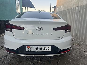 экран саната: Hyundai Avante: 2019 г., 1.6 л, Автомат, Бензин, Седан — 2