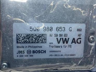 dvi kabel: PREDNJA KAMERA ZA VOLKSWAGEN TIGUAN, TOURAN, GOLF 7 . - 5Q0 980 653 — 3
