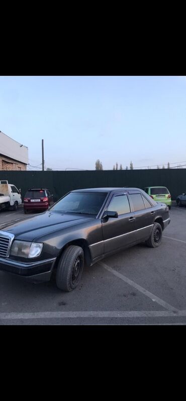 Mercedes-Benz: Mercedes-Benz W124: 1990 г., 2.3 л, Механика, Дизель, Седан