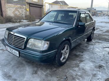 Mercedes-Benz: Mercedes-Benz E-Class: 1994 г., 2.2 л, Механика, Бензин, Седан