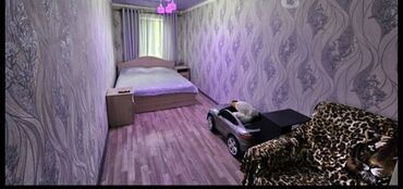 снять квартиру без риэлтора: 3 бөлмө, 54 кв. м, Сталинка, 2 кабат, Косметикалык ремонт