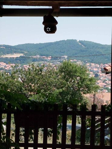 Kuća na dan: 80 kv. m, 2 sobe — 7