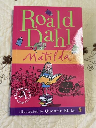 доска для раскатки теста: Roald Dahl – “Matilda” (ingilis dilində) kitabı - Nəşriyyat: Puffin