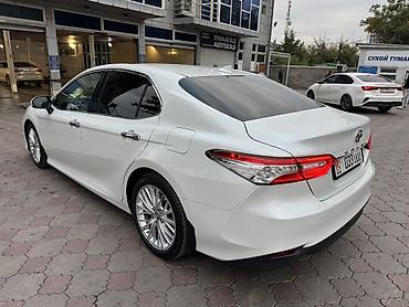 Toyota: Toyota Camry: 2018 г., 2.5 л, Автомат, Бензин, Седан — 3