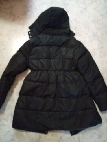 пуховик удлинённый: Зимняя теплая удлинённая куртка на девочку 7-10 лет б/у в хорошем