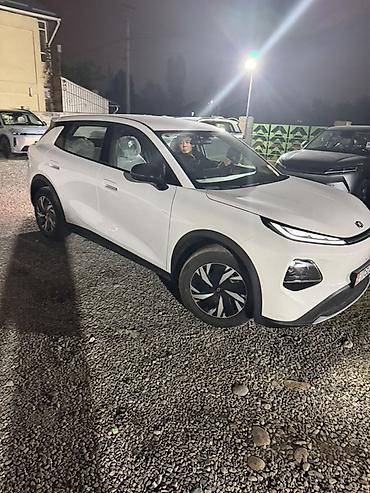 Changan: Changan Qiyuan Q05: 2026 г. — 3