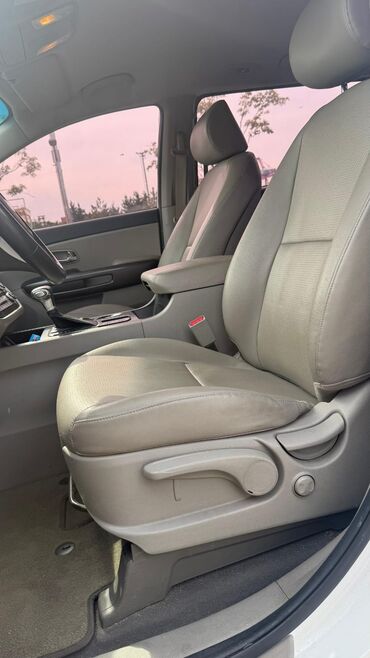 Kia: Kia Carnival: 2020 г., 2.2 л, Автомат, Дизель, Минивэн — 27