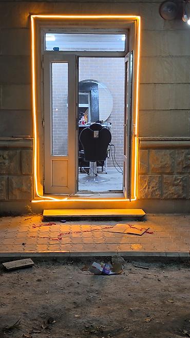 divar kitab refleri: Qəfəz 30 azen polka salon ucun 40 azen salon ucun kreslo 180 azen — 3