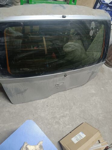 блок абс е39: Крышка багажника Daihatsu, 2004 г., Б/у, Оригинал