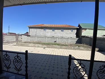 Продажа коттеджей и домов: Дом 2 ком с Участком Участок 4 сот В доме имеется все условия в — 18
