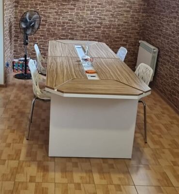 Çilçıraqlar: *Sada* toplanti masası 180azn Ofis bağlanıb deyə satılır Ünvan 28 may