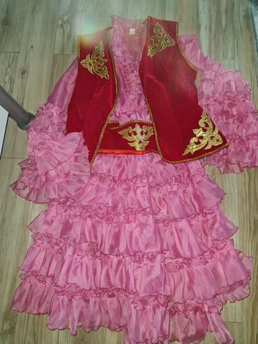платье на девочку: Детское платье, цвет - Розовый, Б/у