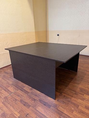 Ofis mebeli: İşlənmiş, Kvadrat masa — 1