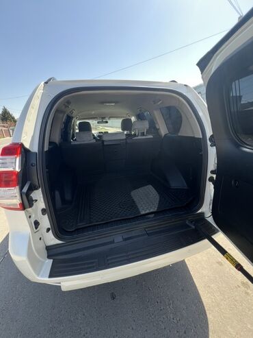 Toyota: Toyota Land Cruiser Prado: 2013 г., 4 л, Автомат, Бензин, Внедорожник — 6