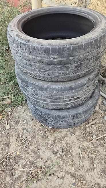 maşin tekerleri: 225/45 ZR17 94W ölçülü. 3 eded tekerdi 1 i desildi deye deyisdim — 1