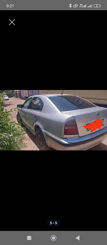 octavia: Skoda Octavia: 1998 г., 1.8 л, Механика, Бензин, Лифтбек — 5
