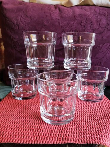 Čaše: Case nove,vintaz za zestoko pice Arcoroc Francuska. Case jake, puno na lalafo.rs — 5 Čaše: Case nove,vintaz za zestoko pice Arcoroc Francuska. Case jake, puno — 5