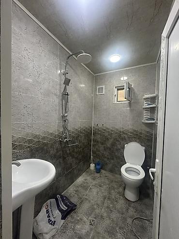 hovsan ev satilir: Hovsan qesebesinde 3 otaqli heyet evi satisa cixdi. 118 nomreli — 9