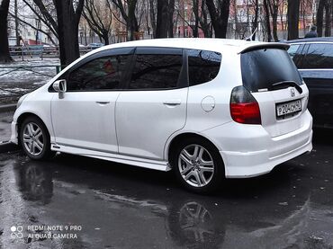 Toyota: Машина Алам автомат жылы 2000 ойдо 50 60мин берем первоначально Анан