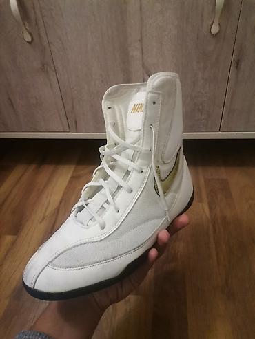 boks kaska: Boks brasofkasi Nike — 2