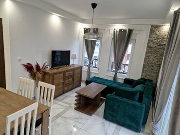 Prodaja stanova: 2 sobe, 33 kv. m, 3 sprat — 7