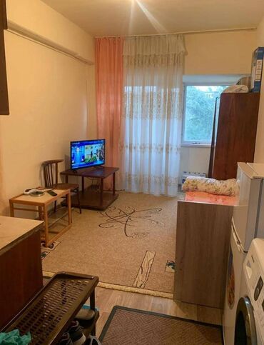 Продажа квартир: 1 комната, 14 м², Общежитие и гостиничного типа, 3 этаж, Косметический ремонт