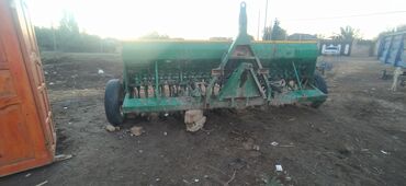 w210 disk teker: Traktor Belarus (MTZ) 1992 il, 801 at gücü, motor 0.1 l, İşlənmiş