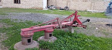 Kombaynlar: Belarus MTZ tipli mavi traktor - Güclü dizel mühərrik - Ön təkər — 7