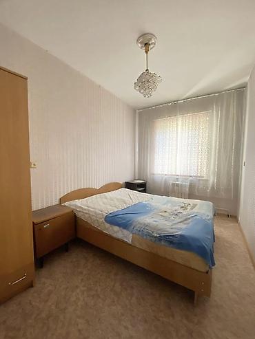 Долгосрочная аренда квартир: Сдается 3 комнатная квартира в Восток-5. Улица Восток 5, дом 6. На 4 — 4