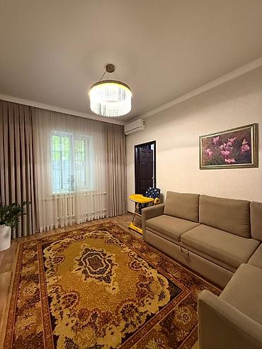 Продажа коттеджей и домов: 🏡 Продается дом в центре города! 📍 Пересечение улиц Ахунбаева — Байтик — 10