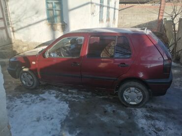 Volkswagen: Volkswagen Golf: 1992 г., 1.8 л, Механика, Бензин