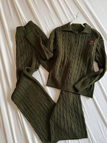 Kompleti: Vidite sta nam je stiglo ponovo 😊 Najlsadji kompleti od trikotaze — 3