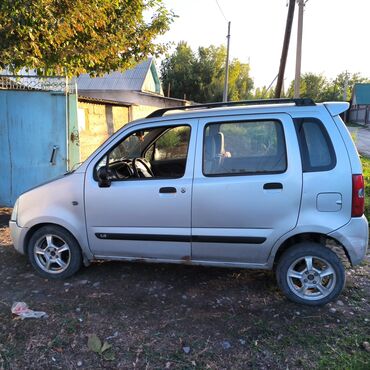 Suzuki: Suzuki Wagon R: 2001 г., 1.3 л, Механика, Бензин, Хэтчбэк