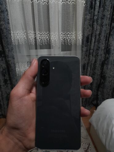 Samsung: Samsung Galaxy A56, 256 GB, rəng - Qara, Barmaq izi — 12