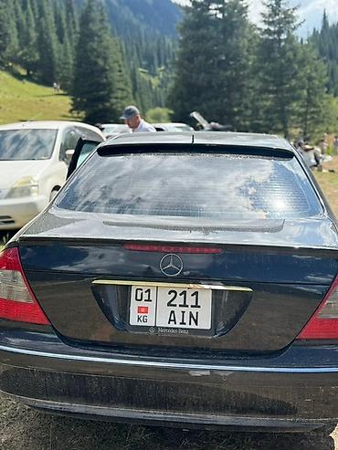 Спойлеры: Задний спойлер Mercedes-Benz 2004 г., Новый, Аналог — 12