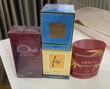 qadın xəz papaqları: Köhnə parfumlar Opium 7.5ml, Joze 50ml, Fidji 7ml, Climat 14ml hər
